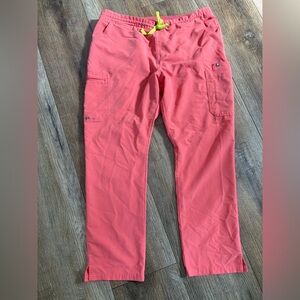 Figs coral scrubs women’s XL Pants